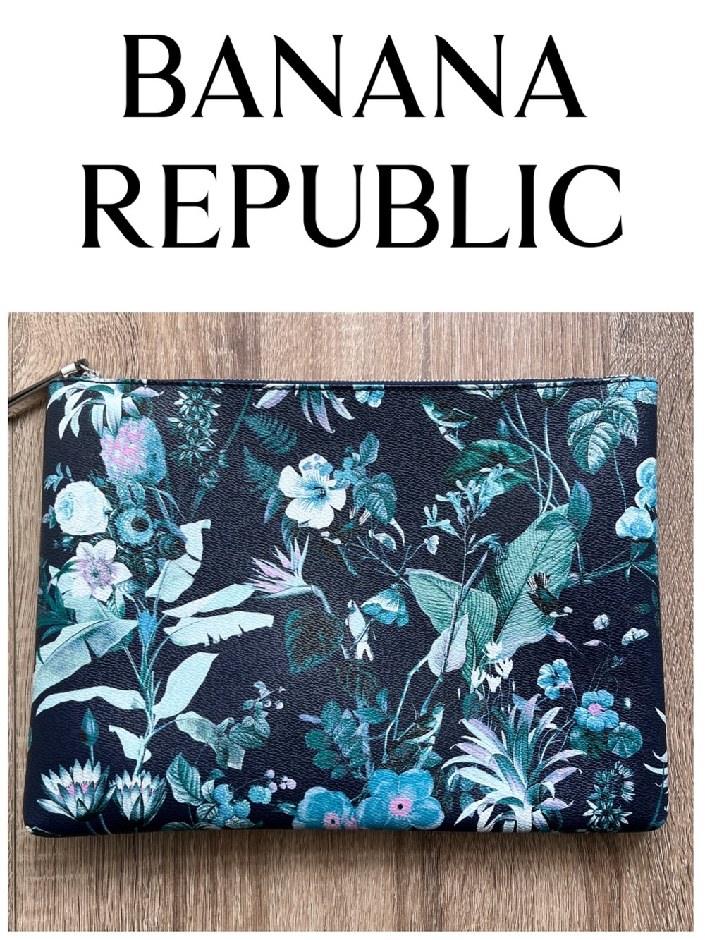 BANANA REPUBLIC Navy Blue Floral Flowers Chinoiserie Zip Clutch Purse NEW
